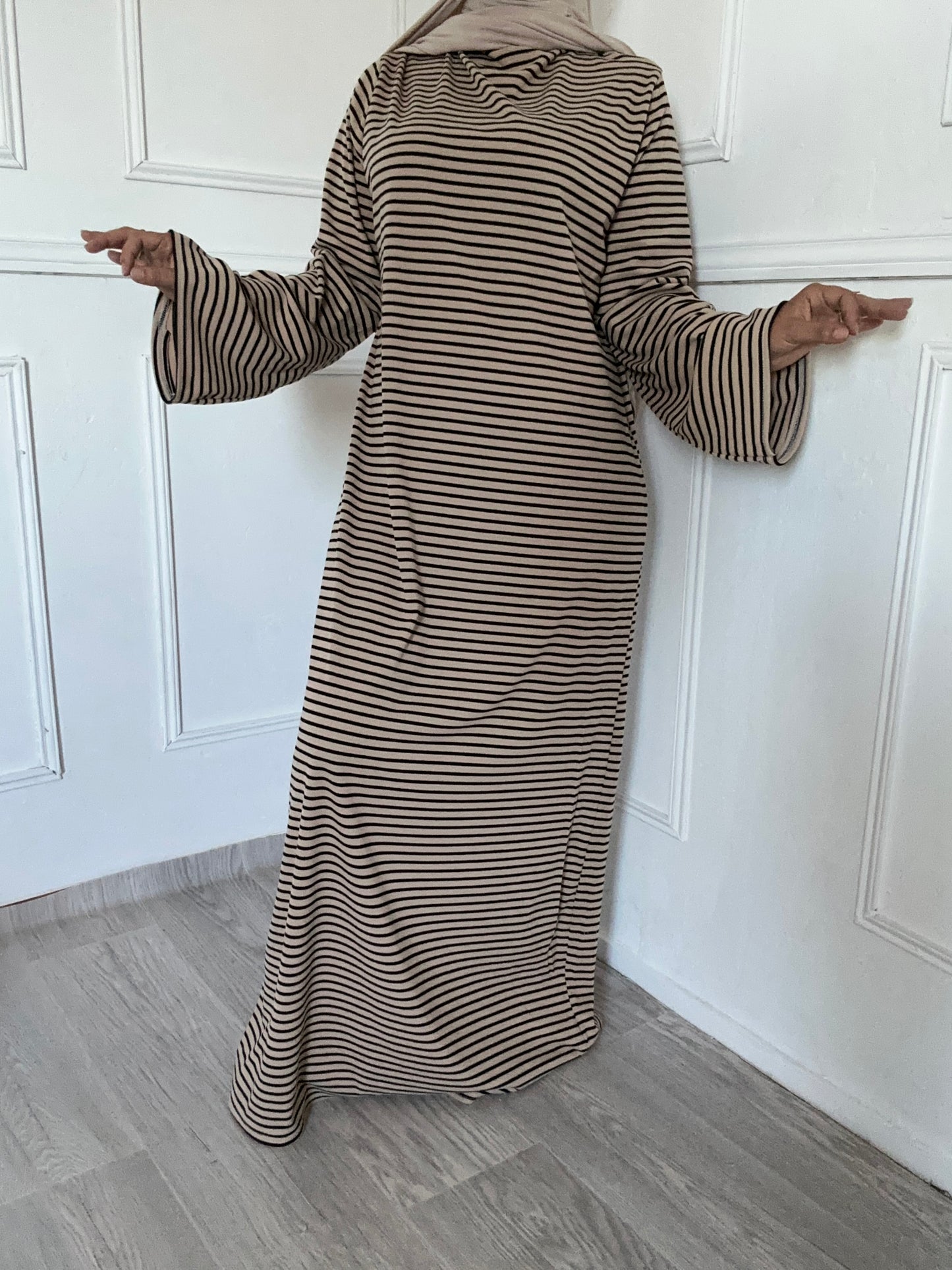 robe sportwear taupe