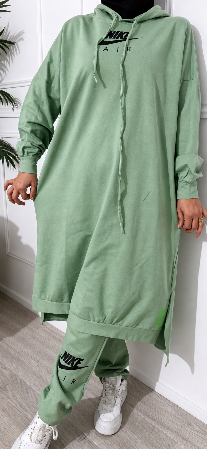 ENSEMBLE SPORTWEAR EBLY
