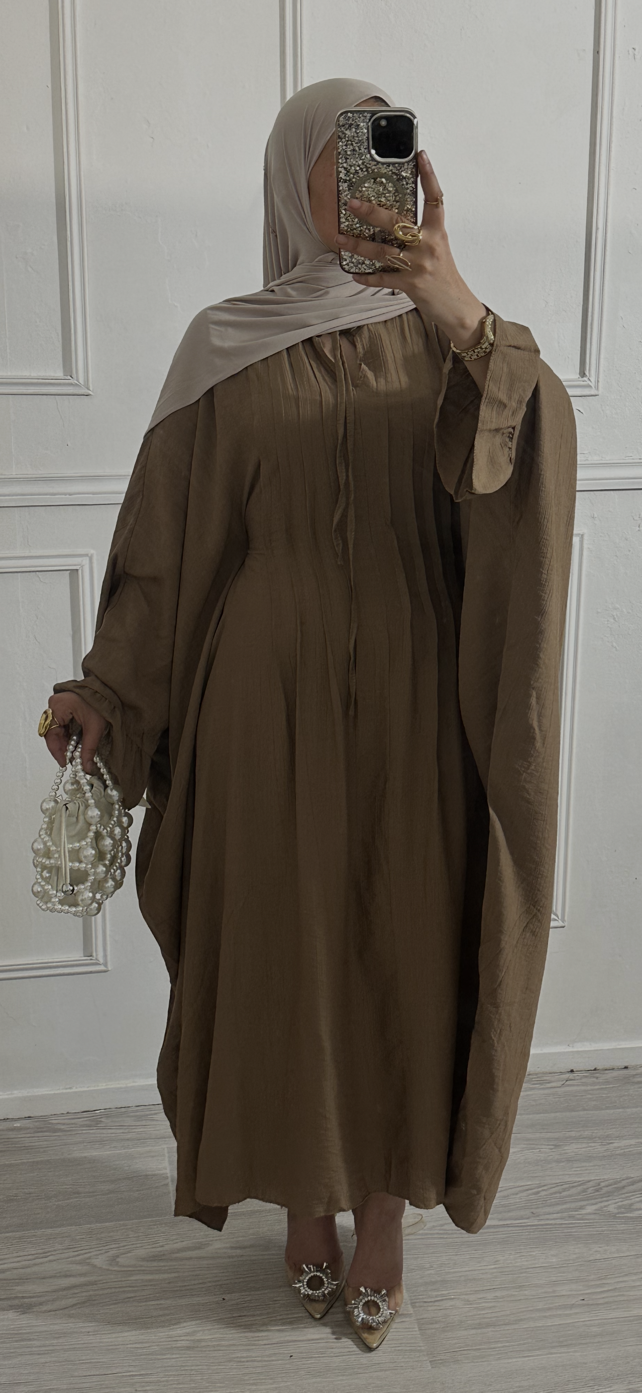 ABAYA NEVRA