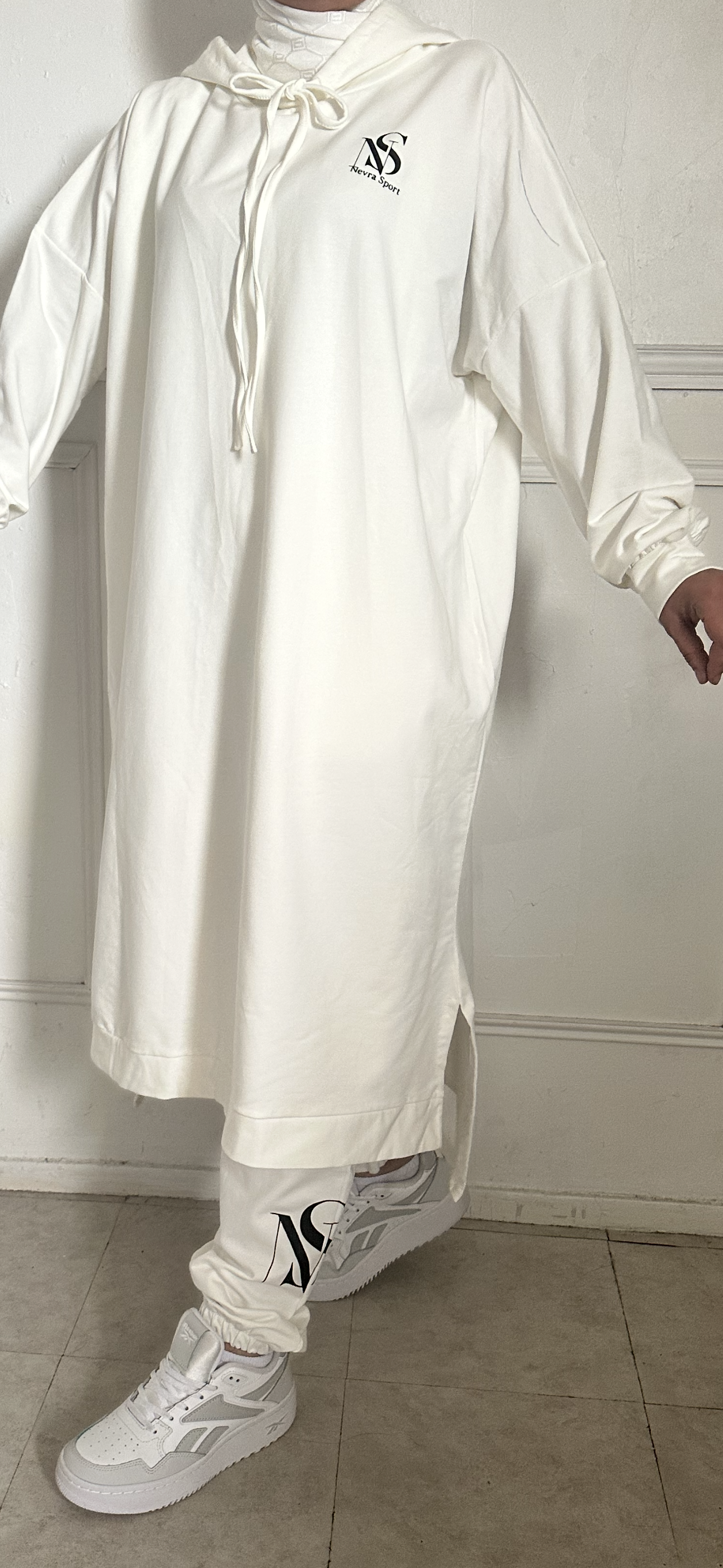 ENSEMBLE SPORTWEAR