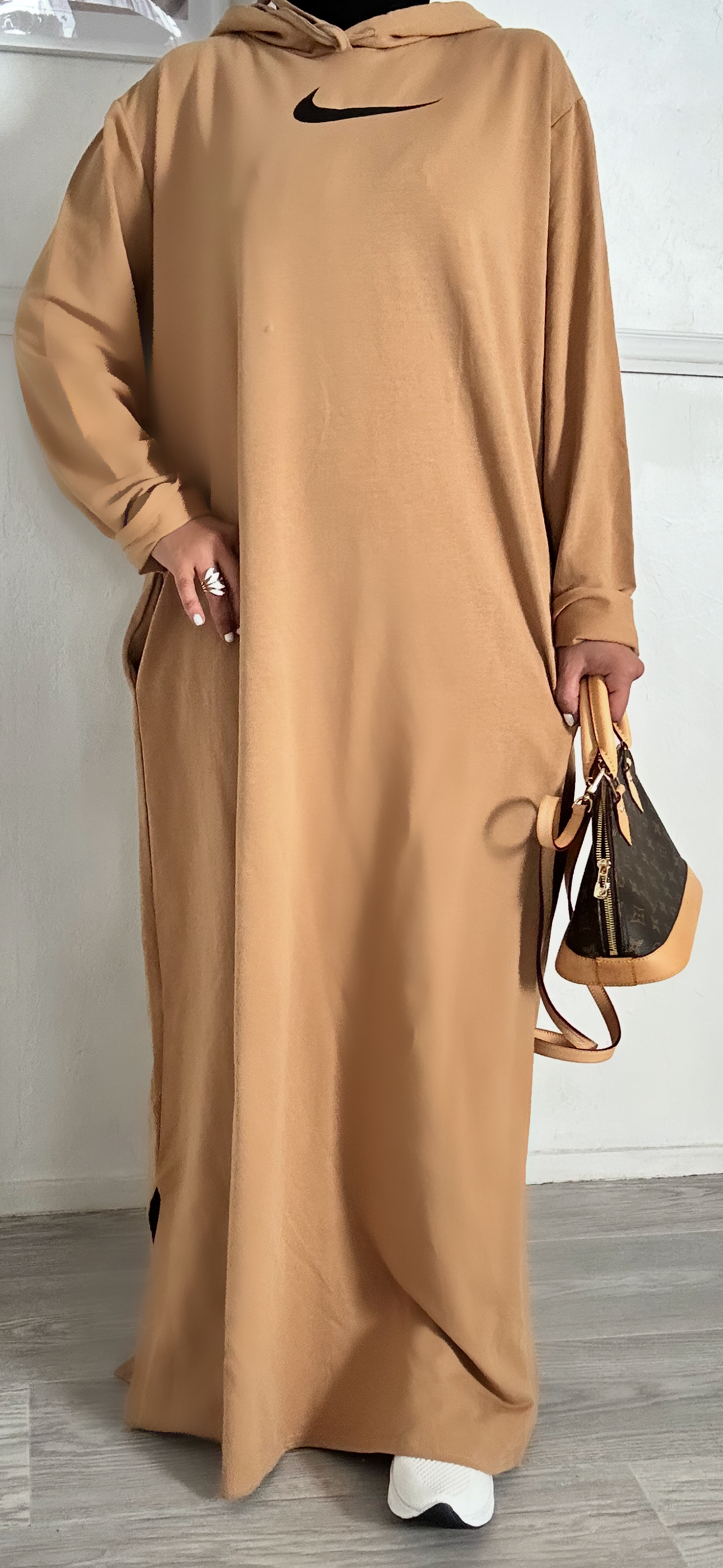 ROBE SPORTWEAR