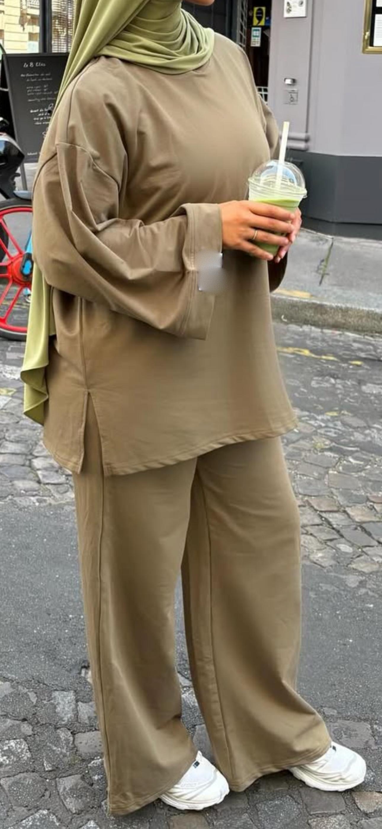ENSEMBLE SPORTY