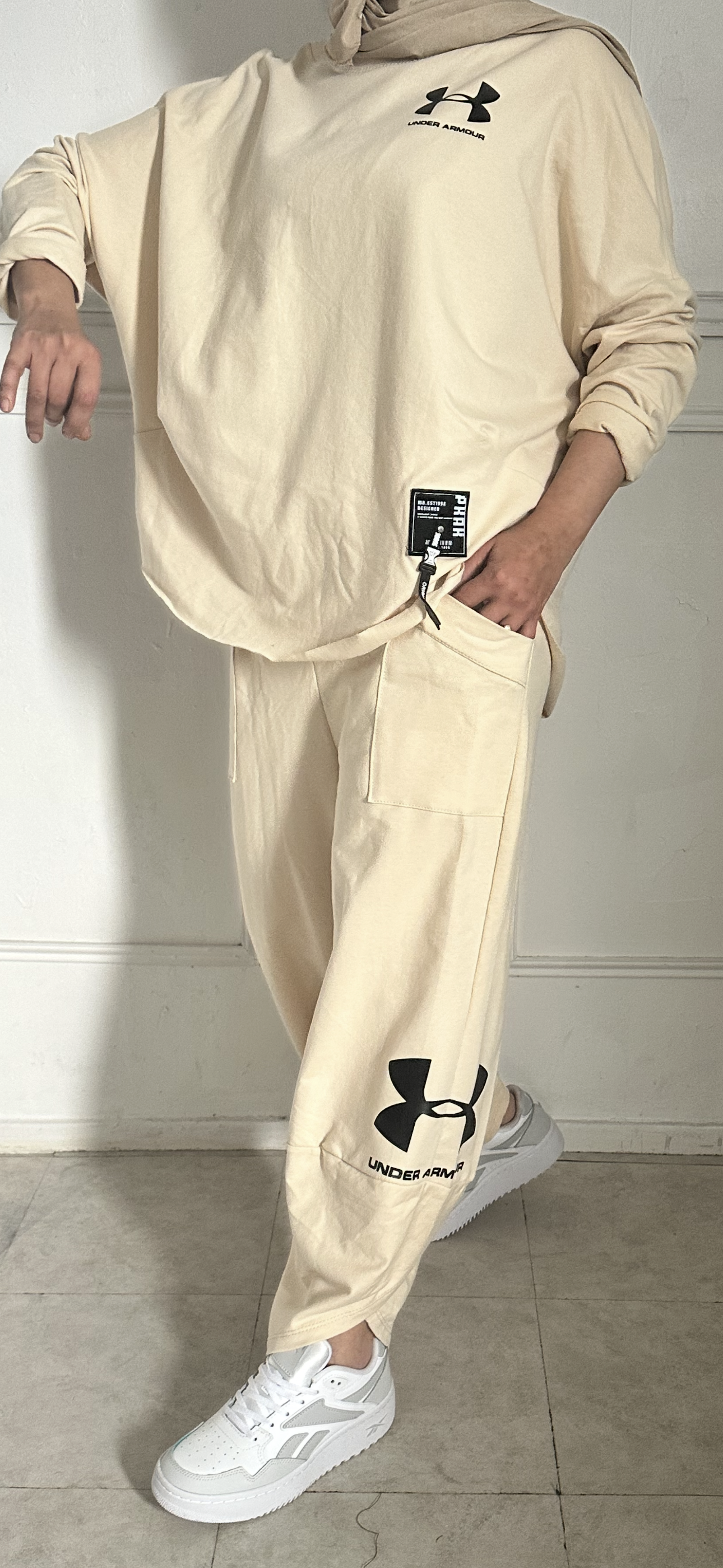 ENSEMBLE URBAN SPORTWEAR