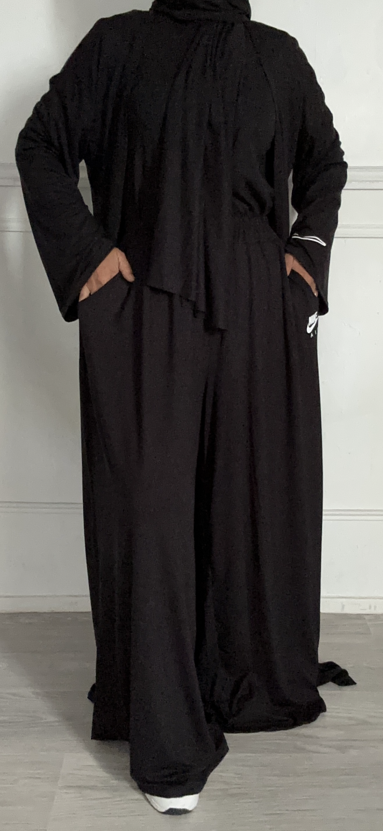 ENSEMBLE LOVA