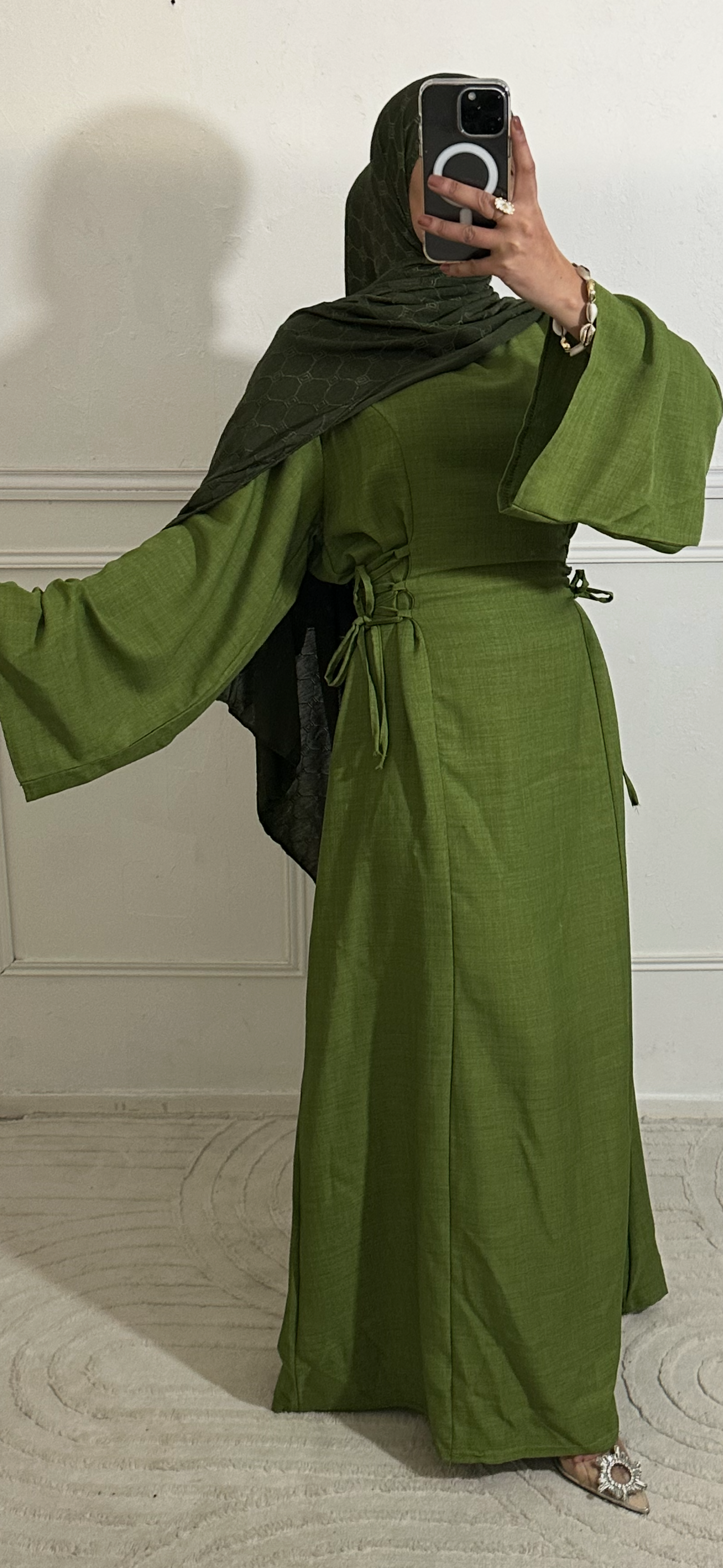 ABAYA LINA