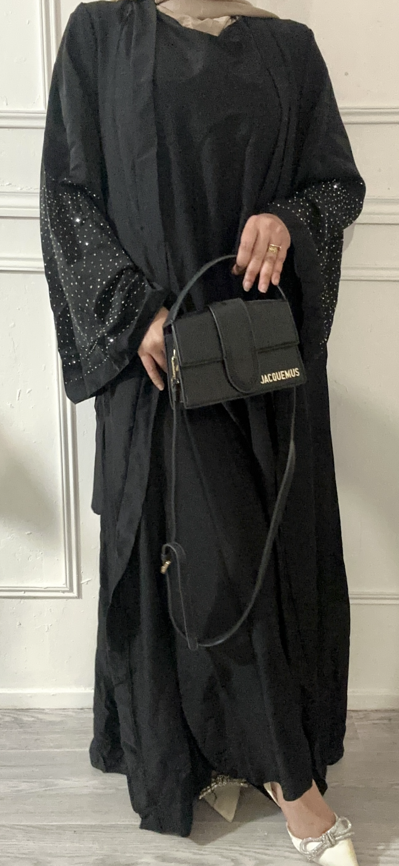 ABAYA DAHIL