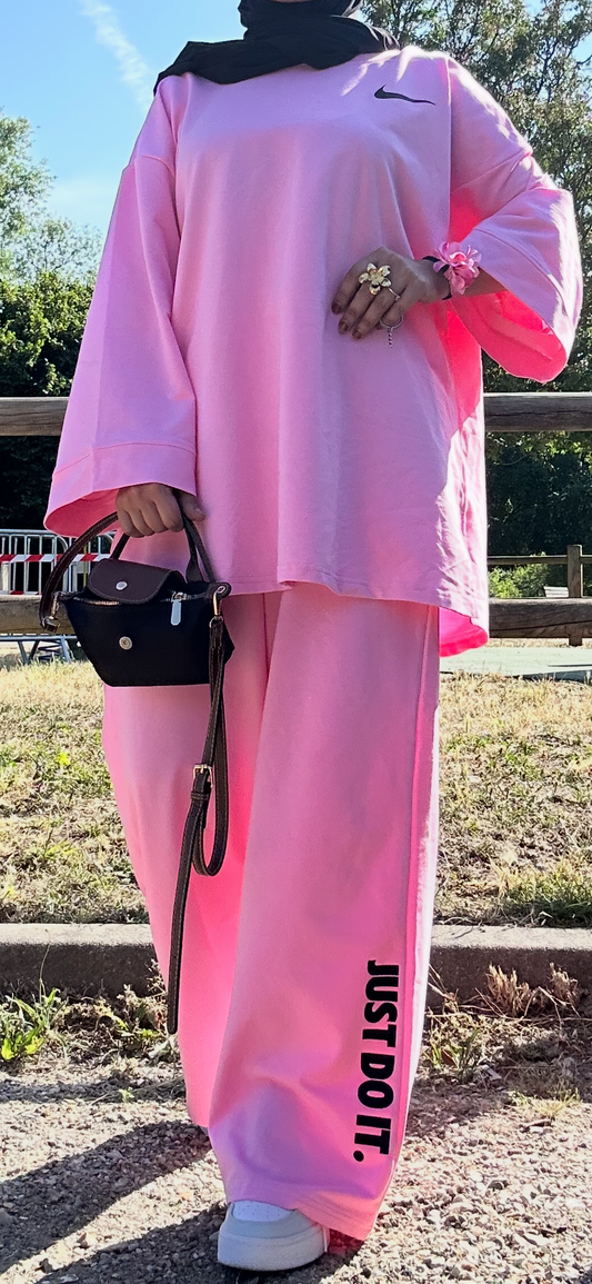 ENSEMBLE SPORTY