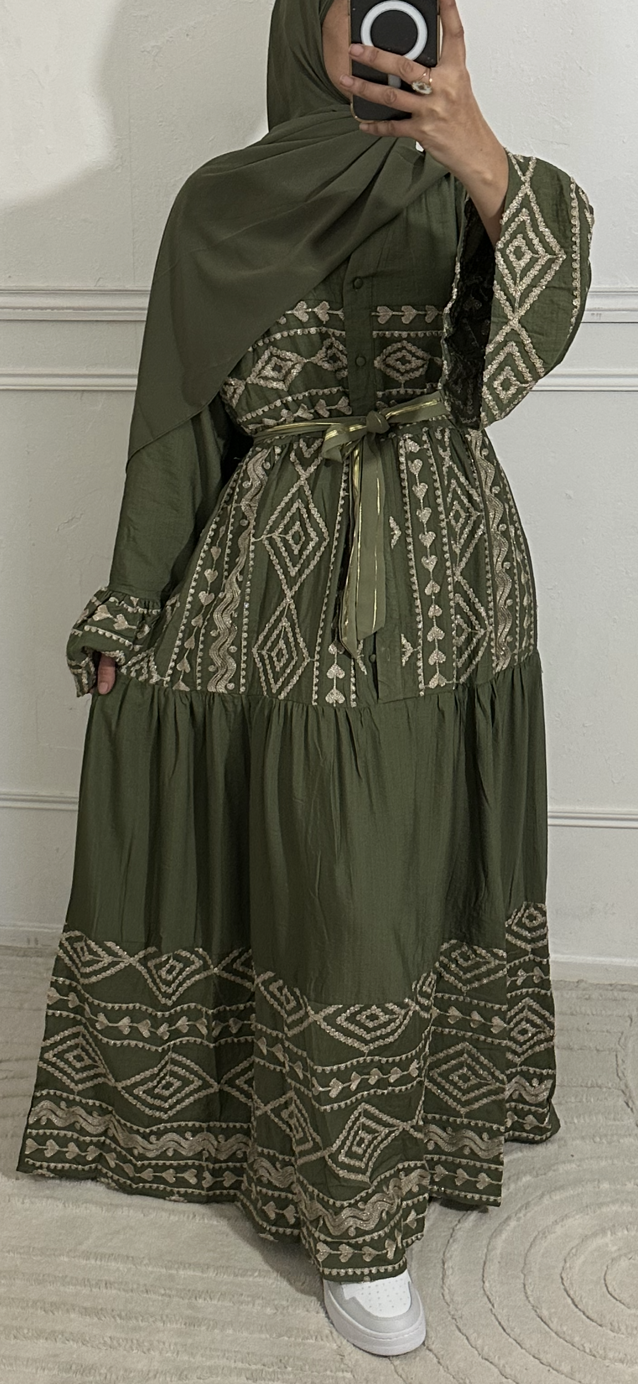 ROBE BRODEE