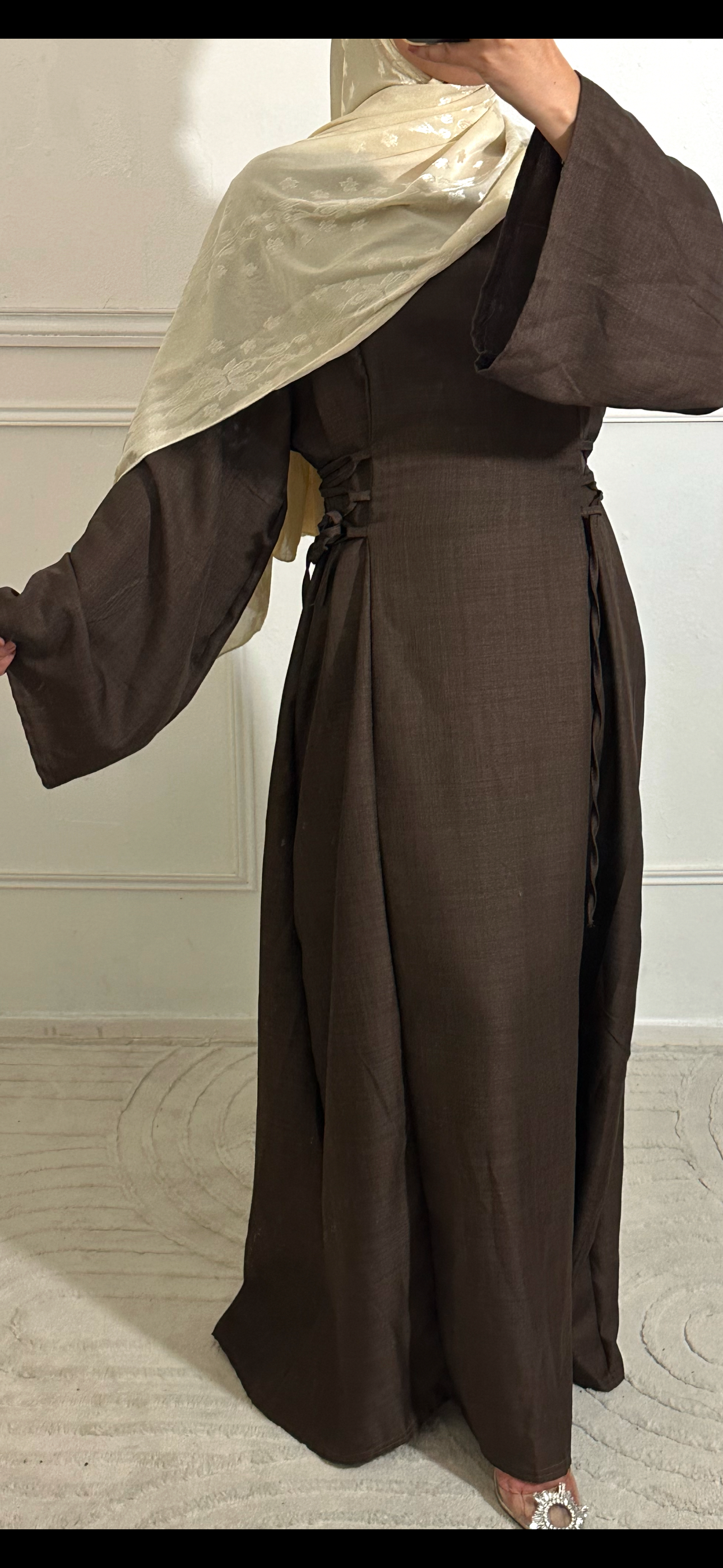 ABAYA LINA