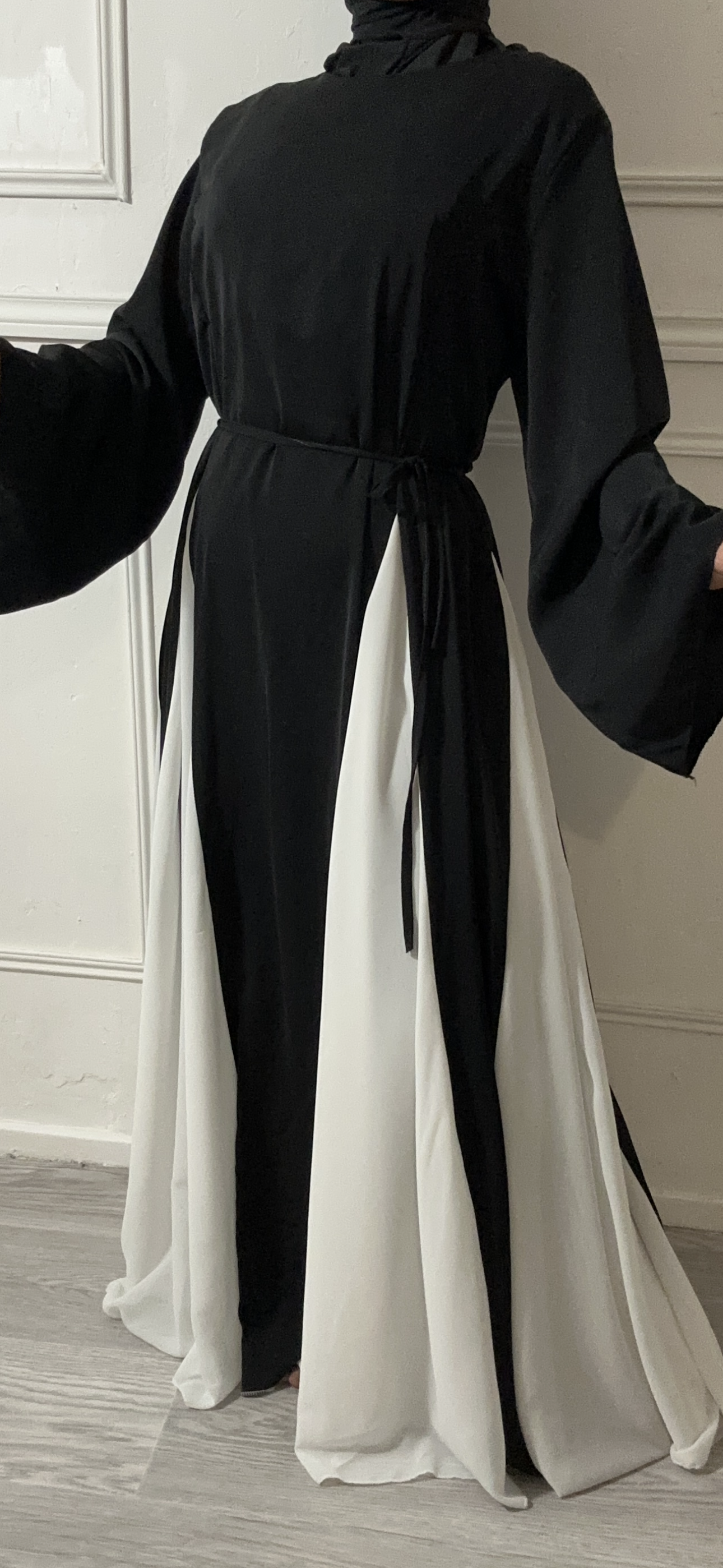 ABAYA NOUR