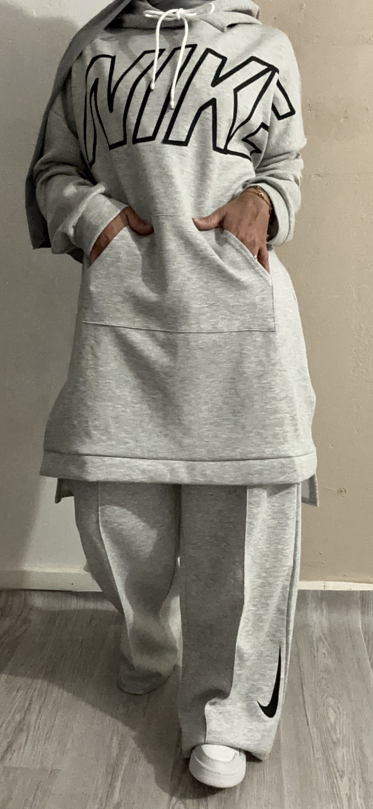 ENSEMBLE SPORTWEAR NEAL